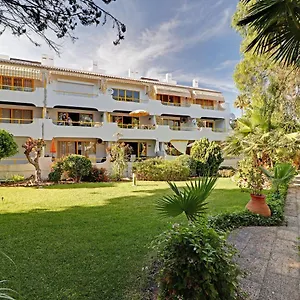 vilamoura-stylish-with-pool-by-homing.hotelaalgarve.com/